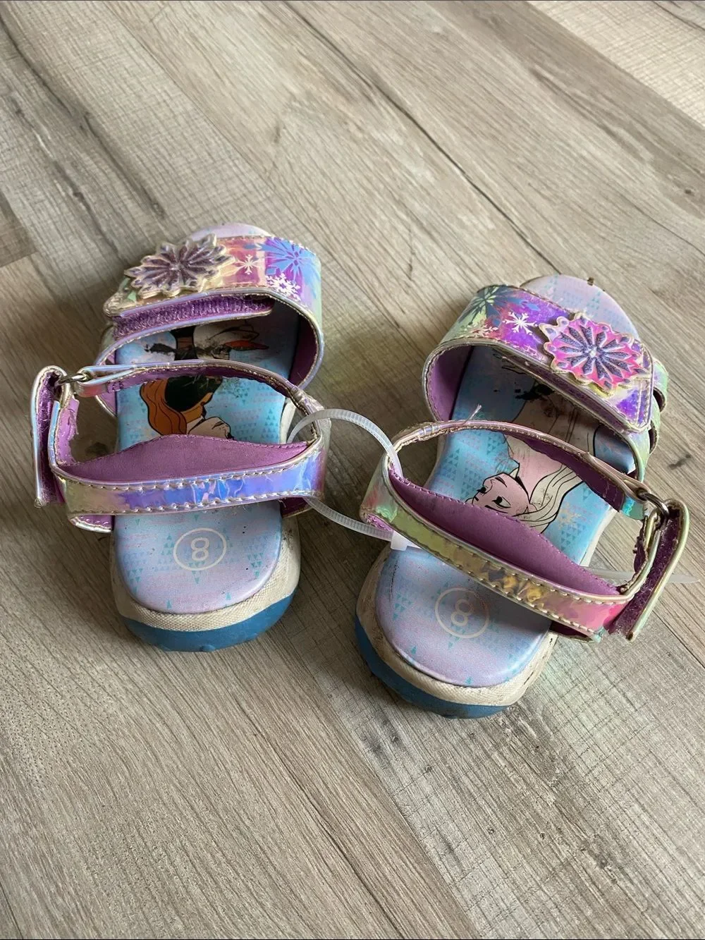 Disney Frozen II Girls Pink Iridescent Sandals size 8